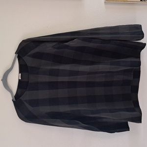 Apuntob Gingham Black and Gray Long-Sleeved Top